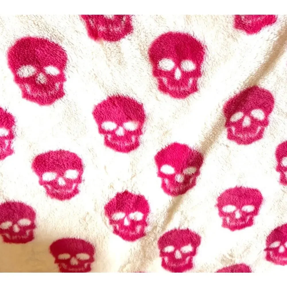 Rachel Zoe Pink Skull Faux Fur Throw Blanket 50x70 Halloween Gothic Plush